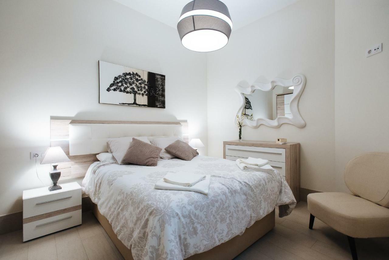 Luxury Apartment Penuelas Free Parking 세비야 외부 사진